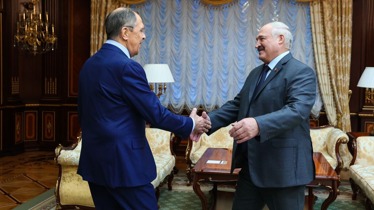 Chováním Ukrajiny jsem příjemně překvapen, sdělil Lukašenko Lavrovovi